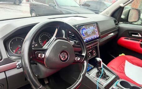 Volkswagen Amarok I рестайлинг, 2016 год, 2 200 000 рублей, 10 фотография