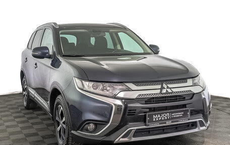 Mitsubishi Outlander III рестайлинг 3, 2019 год, 2 280 000 рублей, 3 фотография