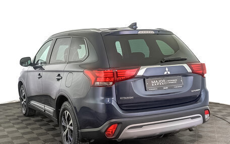 Mitsubishi Outlander III рестайлинг 3, 2019 год, 2 280 000 рублей, 7 фотография