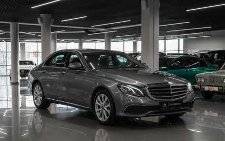 Mercedes-Benz E-Класс, 2020 год, 3 190 000 рублей, 2 фотография