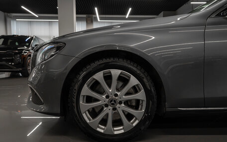 Mercedes-Benz E-Класс, 2020 год, 3 190 000 рублей, 20 фотография