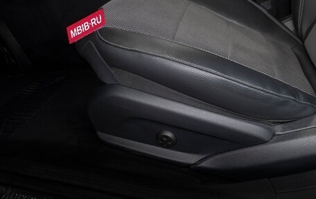 Mercedes-Benz E-Класс, 2020 год, 3 190 000 рублей, 19 фотография