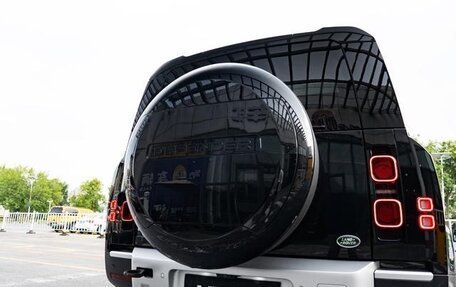 Land Rover Defender II, 2023 год, 13 701 587 рублей, 9 фотография