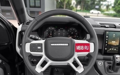 Land Rover Defender II, 2023 год, 13 701 587 рублей, 15 фотография