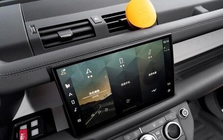 Land Rover Defender II, 2023 год, 13 701 587 рублей, 16 фотография