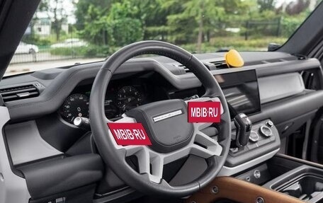 Land Rover Defender II, 2023 год, 13 701 587 рублей, 18 фотография