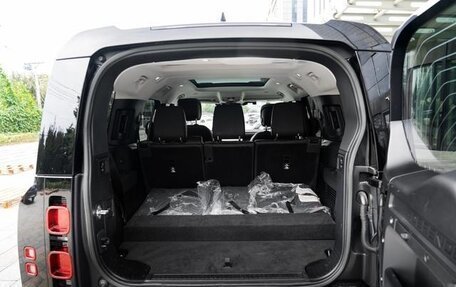 Land Rover Defender II, 2023 год, 13 701 587 рублей, 25 фотография