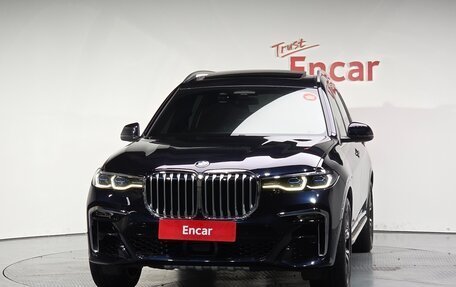 BMW X7, 2022 год, 2 фотография