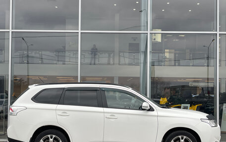 Mitsubishi Outlander III рестайлинг 3, 2012 год, 1 250 000 рублей, 8 фотография