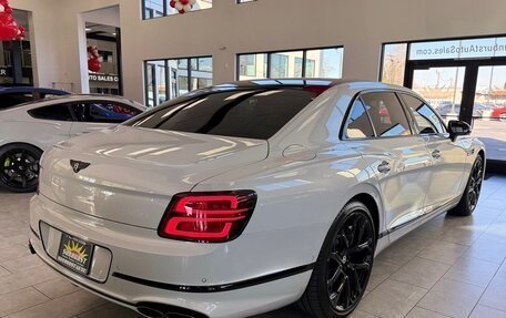 Bentley Flying Spur, 2023 год, 20 580 600 рублей, 13 фотография