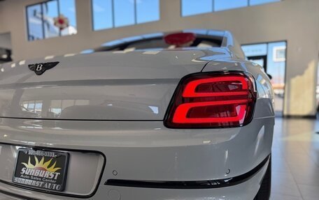 Bentley Flying Spur, 2023 год, 20 580 600 рублей, 21 фотография