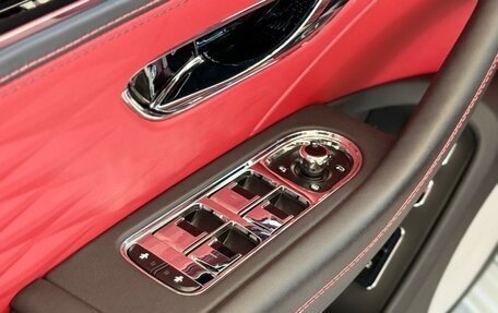 Bentley Flying Spur, 2023 год, 20 580 600 рублей, 27 фотография