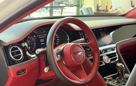 Bentley Flying Spur, 2023 год, 20 580 600 рублей, 31 фотография