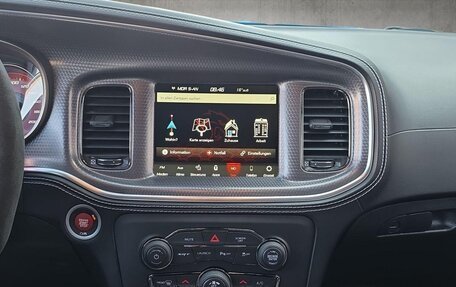 Dodge Charger, 2023 год, 15 800 000 рублей, 15 фотография