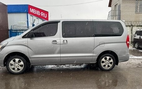 Hyundai Grand Starex Grand Starex I рестайлинг 2, 2014 год, 2 059 000 рублей, 5 фотография
