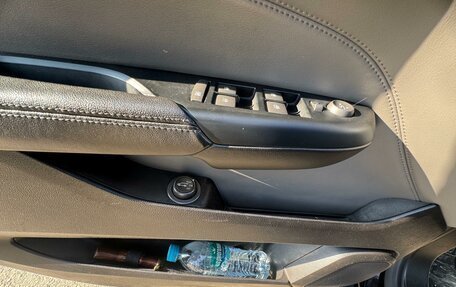 Cadillac SRX II рестайлинг, 2011 год, 1 300 000 рублей, 8 фотография