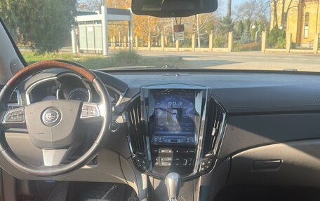 Cadillac SRX II рестайлинг, 2011 год, 1 300 000 рублей, 11 фотография