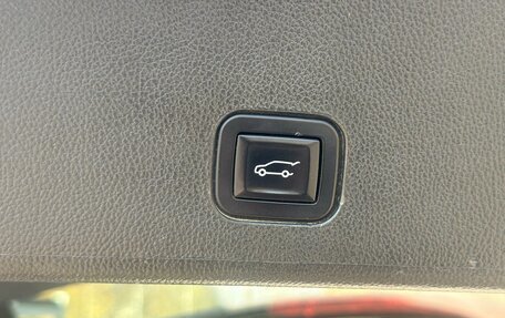 Cadillac SRX II рестайлинг, 2011 год, 1 300 000 рублей, 22 фотография