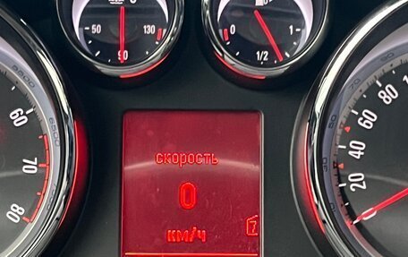 Opel Astra J, 2010 год, 650 000 рублей, 8 фотография