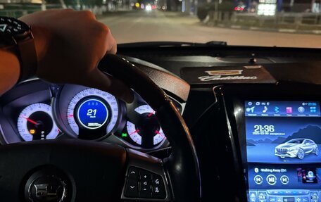 Cadillac SRX II рестайлинг, 2011 год, 1 300 000 рублей, 23 фотография