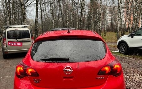 Opel Astra J, 2010 год, 650 000 рублей, 3 фотография