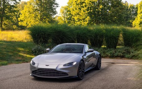 Aston Martin V8 Vantage IV, 2023 год, 18 567 600 рублей, 5 фотография