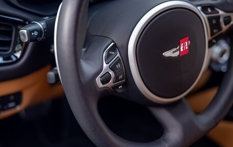 Aston Martin V8 Vantage IV, 2023 год, 18 567 600 рублей, 19 фотография