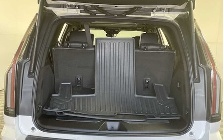 Cadillac Escalade V, 2025 год, 19 770 780 рублей, 28 фотография