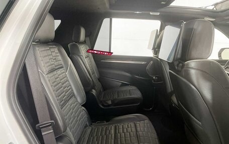 Cadillac Escalade V, 2025 год, 19 770 780 рублей, 30 фотография