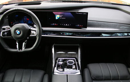 BMW 7 серия, 2024 год, 14 500 000 рублей, 7 фотография