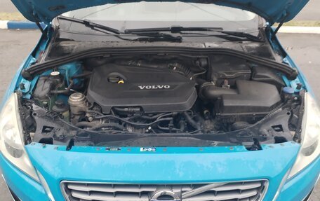 Volvo S60 III, 2012 год, 1 045 000 рублей, 2 фотография