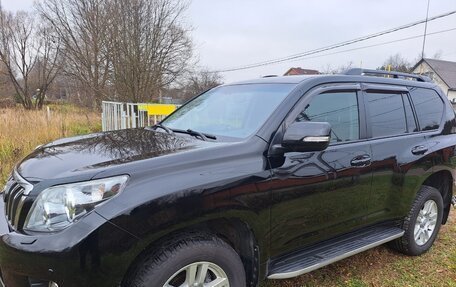 Toyota Land Cruiser Prado 150 рестайлинг 2, 2013 год, 2 750 000 рублей, 3 фотография