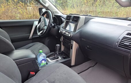 Toyota Land Cruiser Prado 150 рестайлинг 2, 2013 год, 2 750 000 рублей, 10 фотография