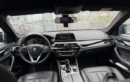 BMW 5 серия, 2019 год, 2 900 000 рублей, 14 фотография