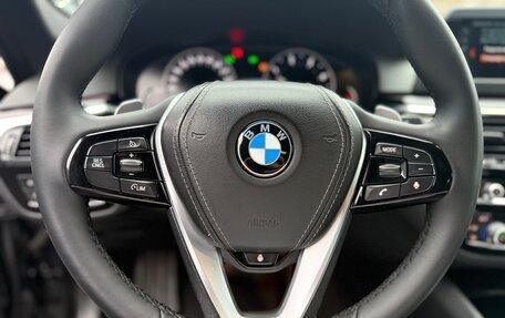 BMW 5 серия, 2019 год, 2 900 000 рублей, 16 фотография