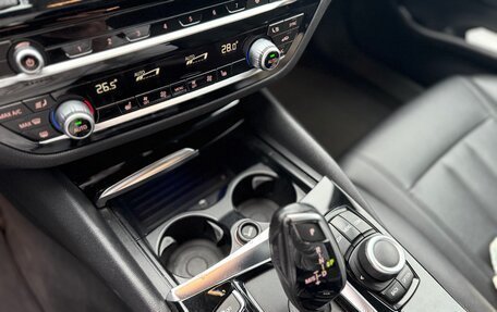 BMW 5 серия, 2019 год, 2 900 000 рублей, 17 фотография