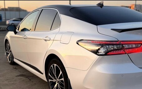 Toyota Camry, 2020 год, 3 500 000 рублей, 2 фотография