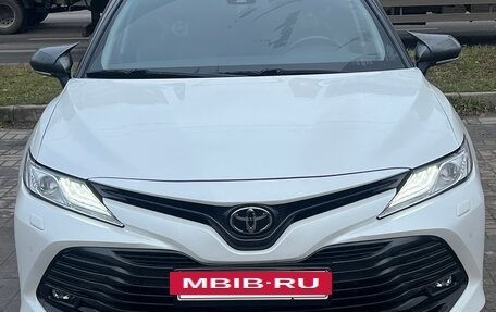 Toyota Camry, 2020 год, 3 500 000 рублей, 7 фотография