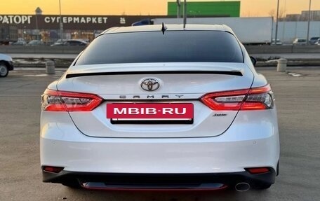 Toyota Camry, 2020 год, 3 500 000 рублей, 5 фотография