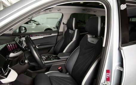 Geely Atlas, 2023 год, 2 890 000 рублей, 7 фотография