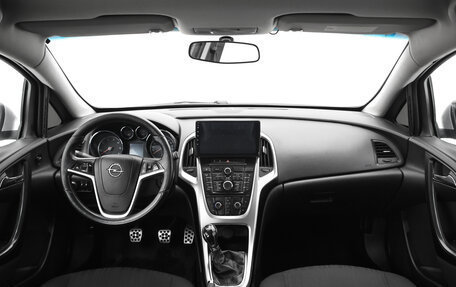 Opel Astra J, 2011 год, 720 000 рублей, 5 фотография