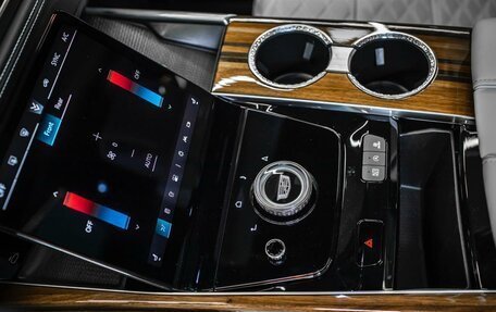 Cadillac Escalade V, 2025 год, 21 483 852 рублей, 15 фотография