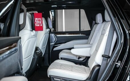 Cadillac Escalade V, 2025 год, 21 483 852 рублей, 18 фотография