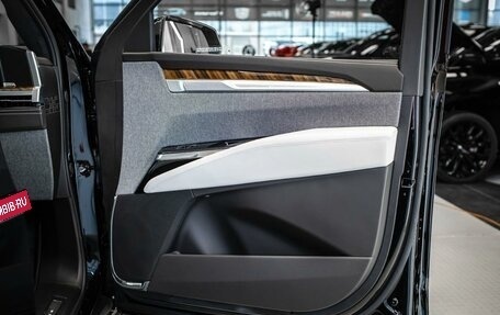 Cadillac Escalade V, 2025 год, 21 483 852 рублей, 21 фотография