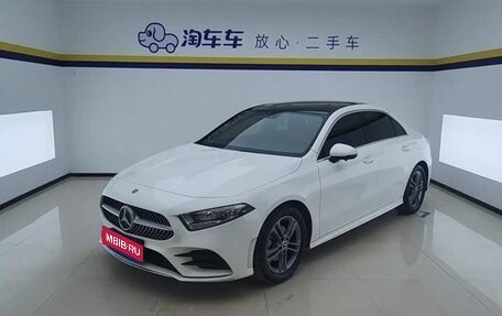 Mercedes-Benz A-Класс, 2021 год, 1 870 000 рублей, 1 фотография