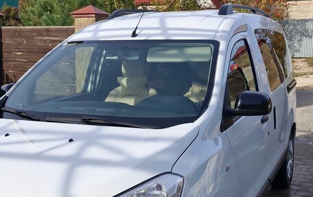 Dacia Dokker I рестайлинг, 2019 год, 1 750 000 рублей, 14 фотография