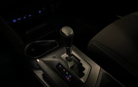 Toyota RAV4, 2018 год, 2 440 000 рублей, 16 фотография