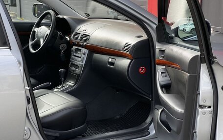 Toyota Avensis III рестайлинг, 2008 год, 900 000 рублей, 15 фотография