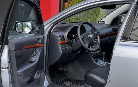 Toyota Avensis III рестайлинг, 2008 год, 900 000 рублей, 26 фотография