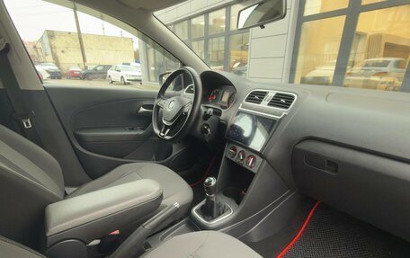 Volkswagen Polo VI (EU Market), 2016 год, 970 000 рублей, 19 фотография